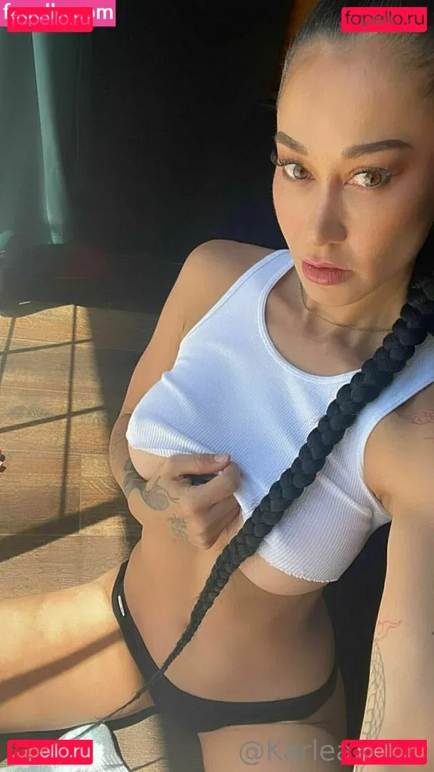 karleaxoxo Onlyfans Photo Gallery 