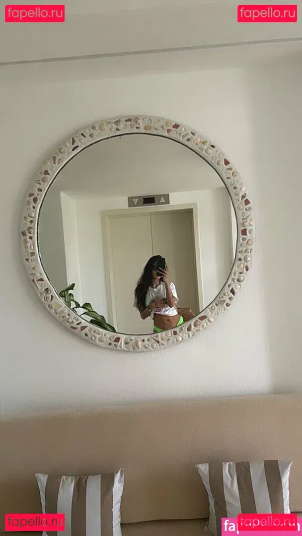 karleaxoxo Onlyfans Photo Gallery 