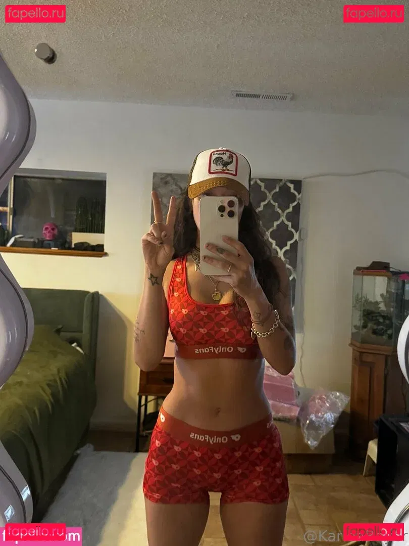 karleaxoxo Onlyfans Photo Gallery 