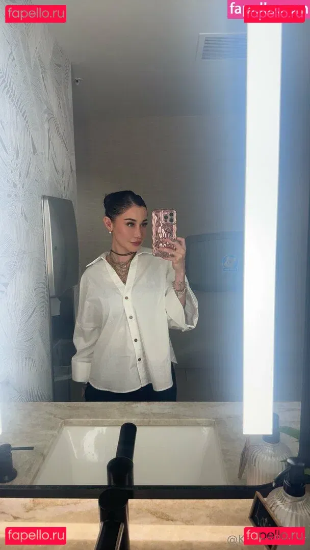 karleaxoxo Onlyfans Photo Gallery 