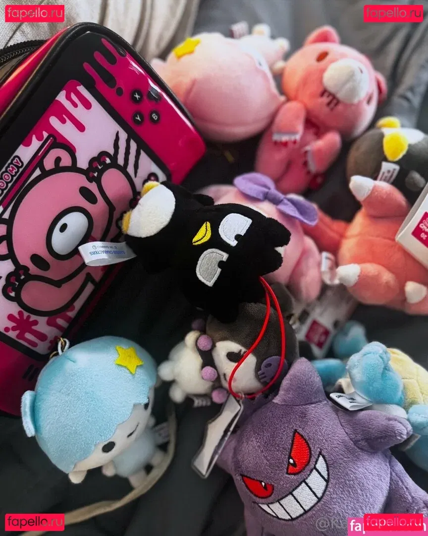 karleaxoxo Onlyfans Photo Gallery 