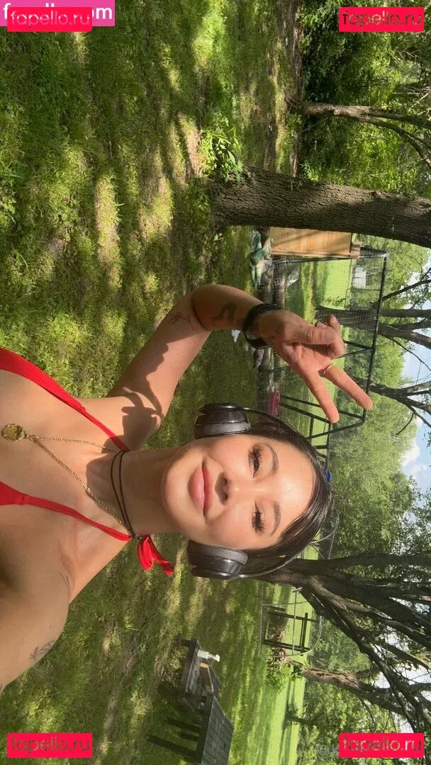 karleaxoxo Onlyfans Photo Gallery 