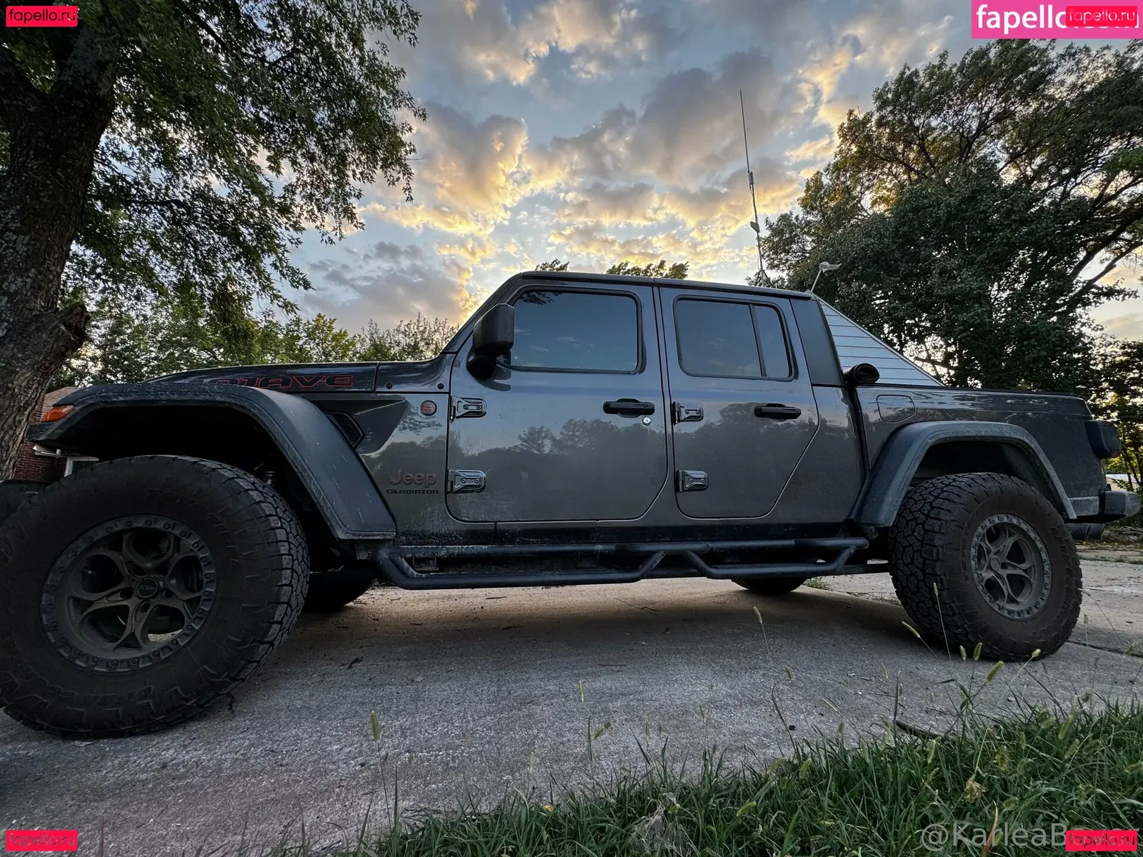 karleaxoxo Onlyfans Photo Gallery 