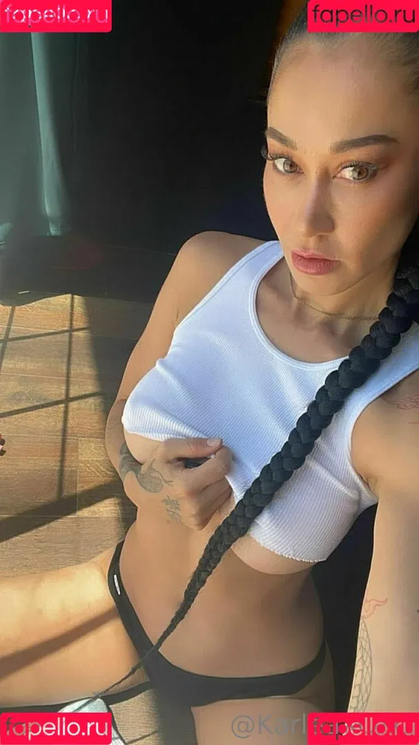 karleaxoxo Onlyfans Photo Gallery 
