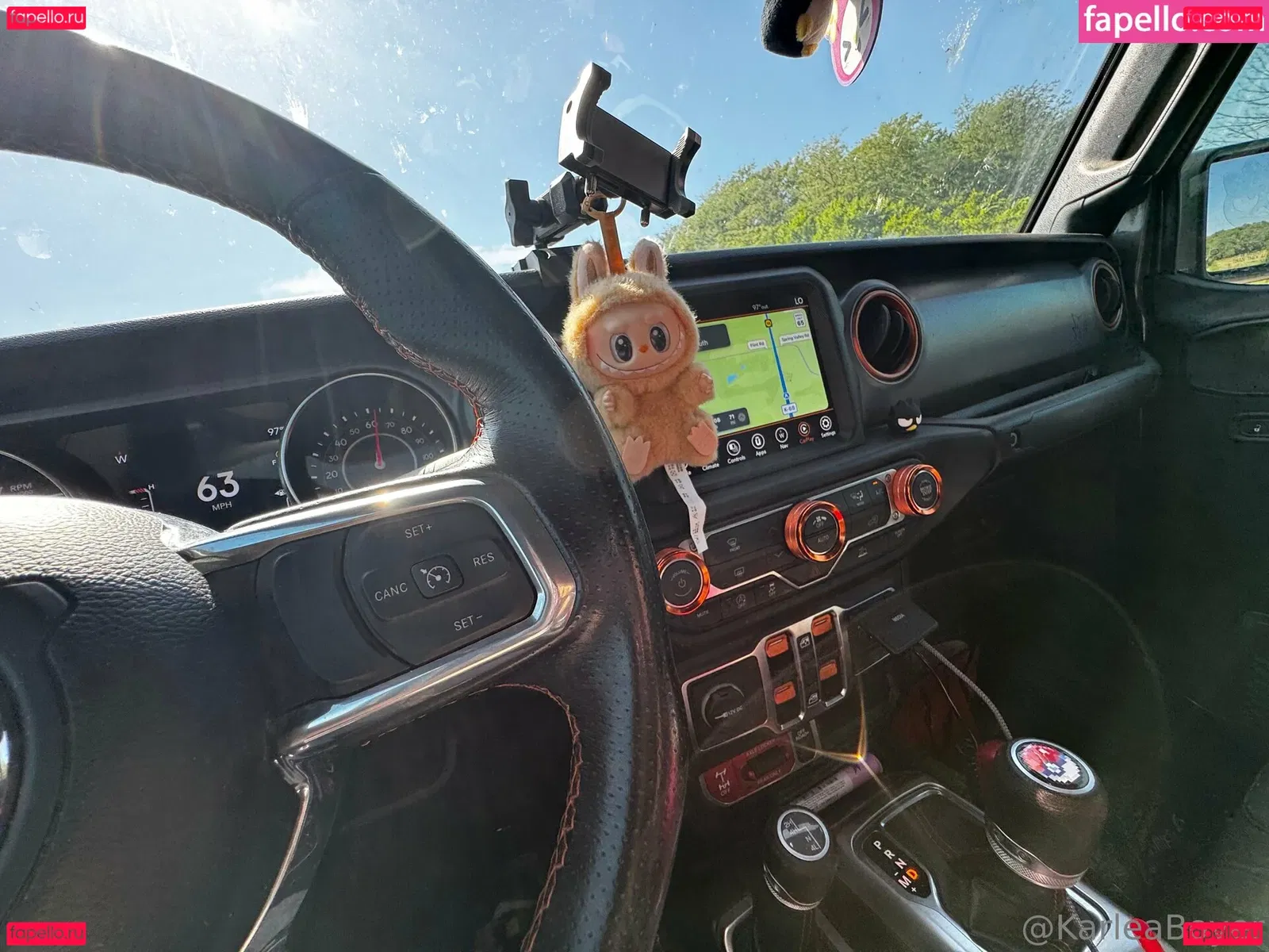 karleaxoxo Onlyfans Photo Gallery 