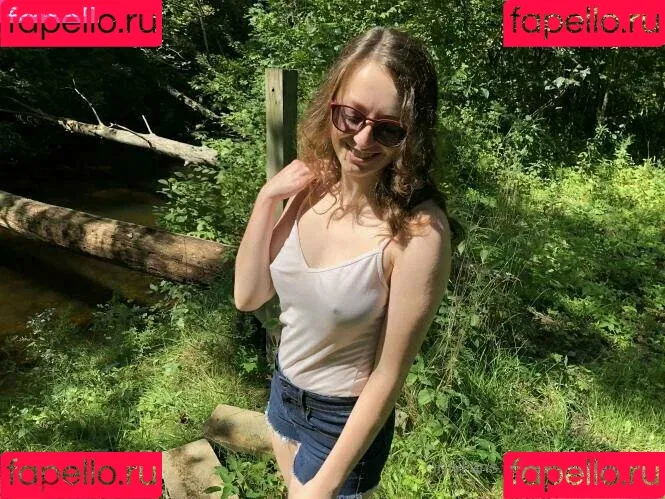 sophieellie_of Onlyfans Photo Gallery 