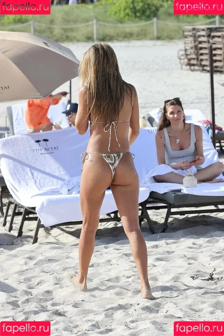 Chantel Jeffries Onlyfans Photo Gallery 