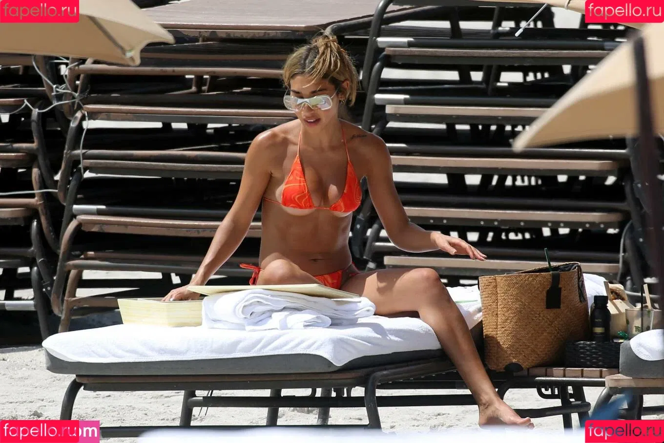 Chantel Jeffries Onlyfans Photo Gallery 