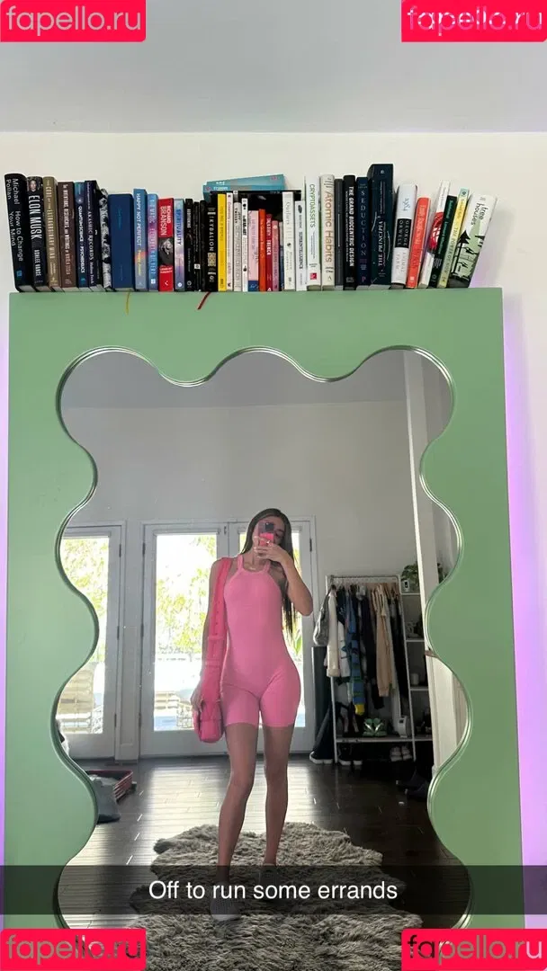 Chantel Jeffries Onlyfans Photo Gallery 