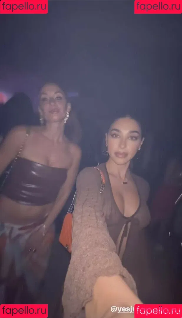 Chantel Jeffries Onlyfans Photo Gallery 