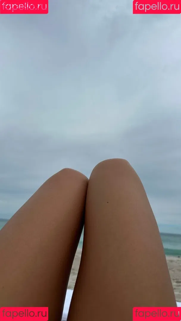 Chantel Jeffries Onlyfans Photo Gallery 