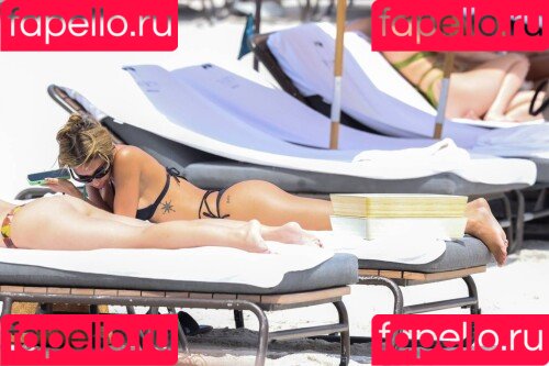 Chantel Jeffries Onlyfans Photo Gallery 