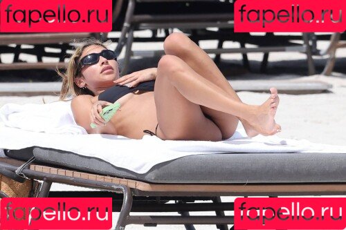 Chantel Jeffries Onlyfans Photo Gallery 