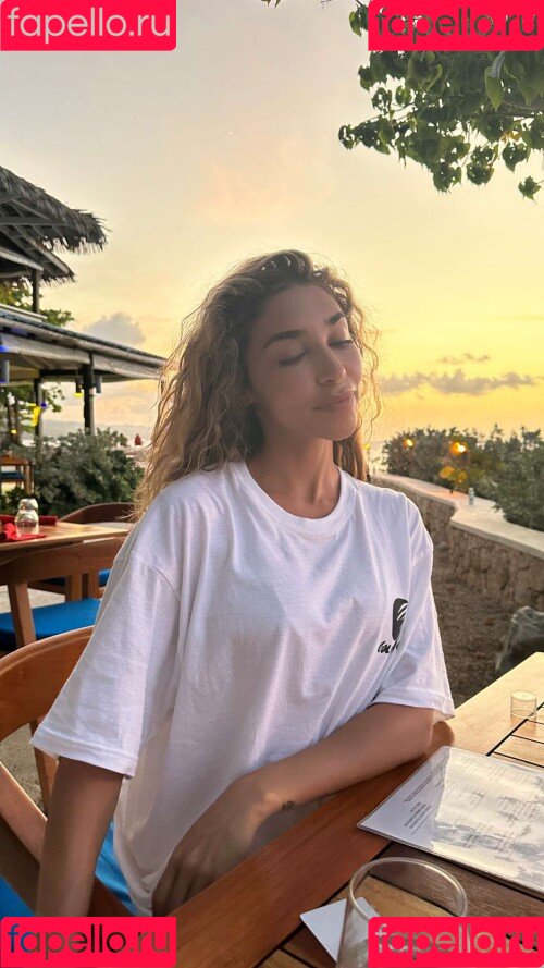 Chantel Jeffries Onlyfans Photo Gallery 