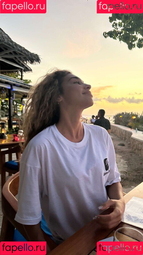 Chantel Jeffries Onlyfans Photo Gallery 