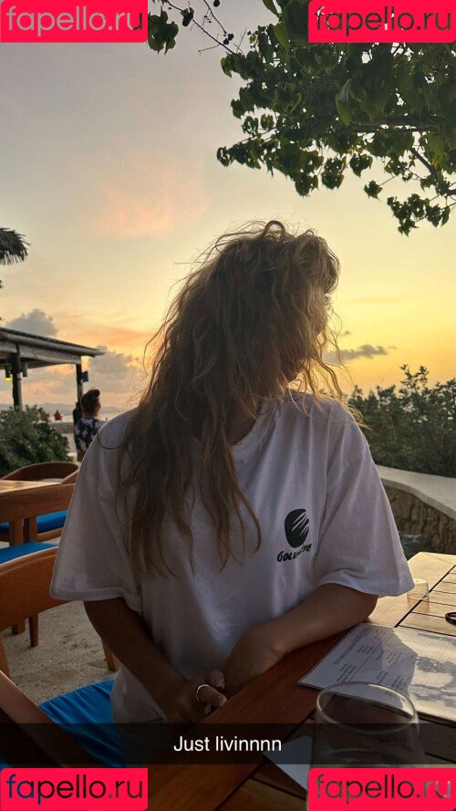 Chantel Jeffries Onlyfans Photo Gallery 