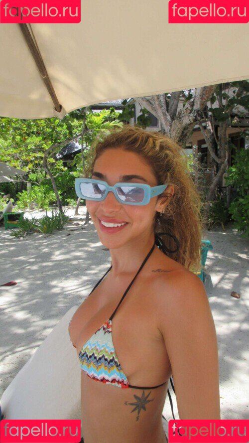 Chantel Jeffries Onlyfans Photo Gallery 