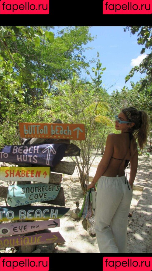 Chantel Jeffries Onlyfans Photo Gallery 