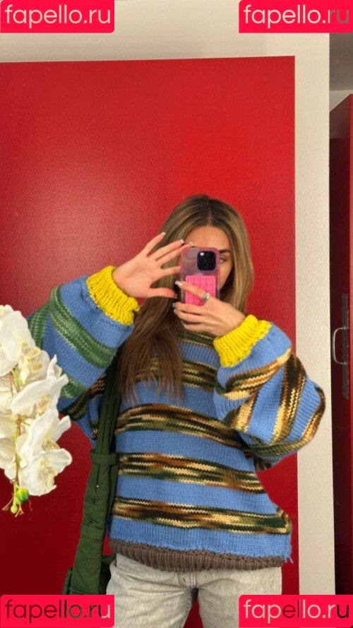 Chantel Jeffries Onlyfans Photo Gallery 