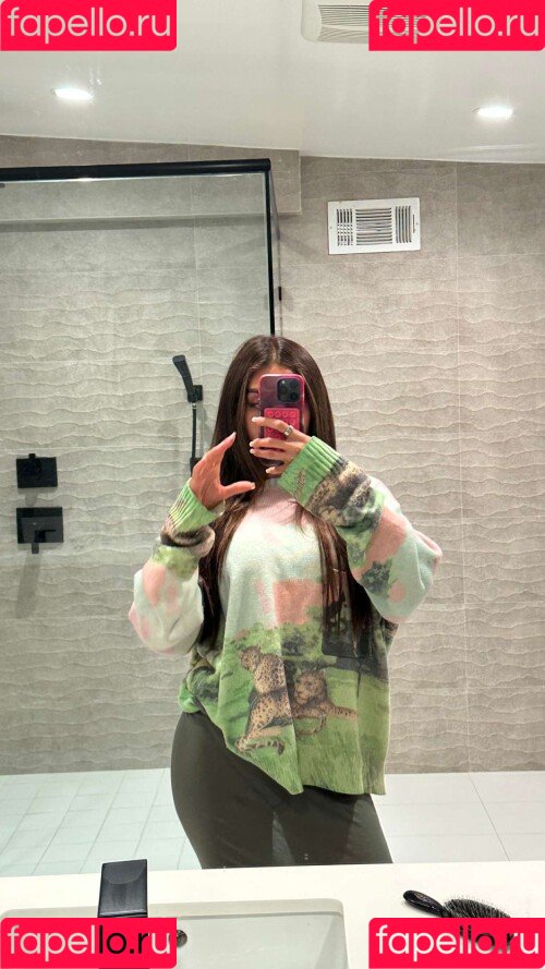 Chantel Jeffries Onlyfans Photo Gallery 