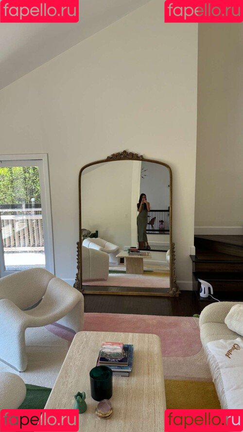 Chantel Jeffries Onlyfans Photo Gallery 