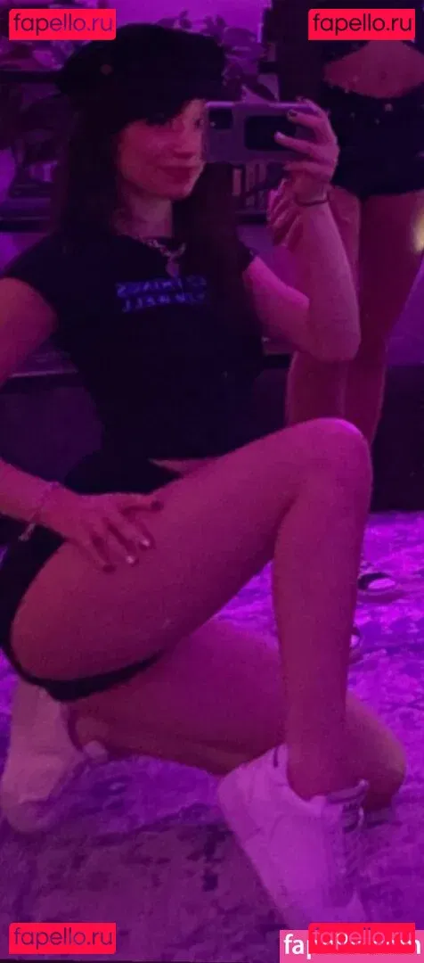 Paige Searcy Onlyfans Photo Gallery 