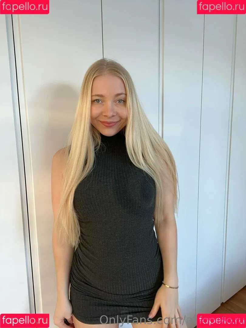 alora_free Onlyfans Photo Gallery 