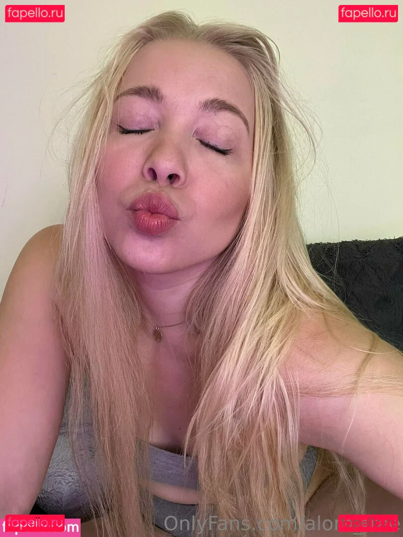 alora_free Onlyfans Photo Gallery 