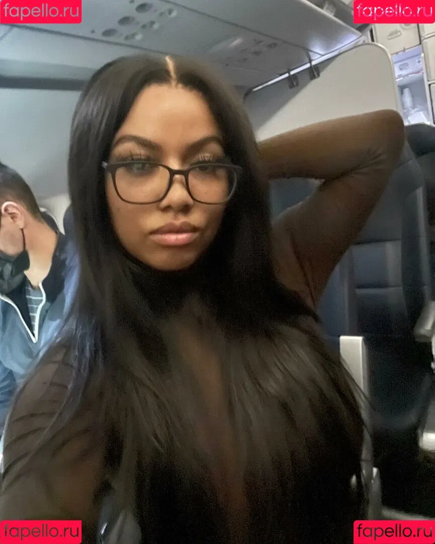 thelailalove Onlyfans Photo Gallery 