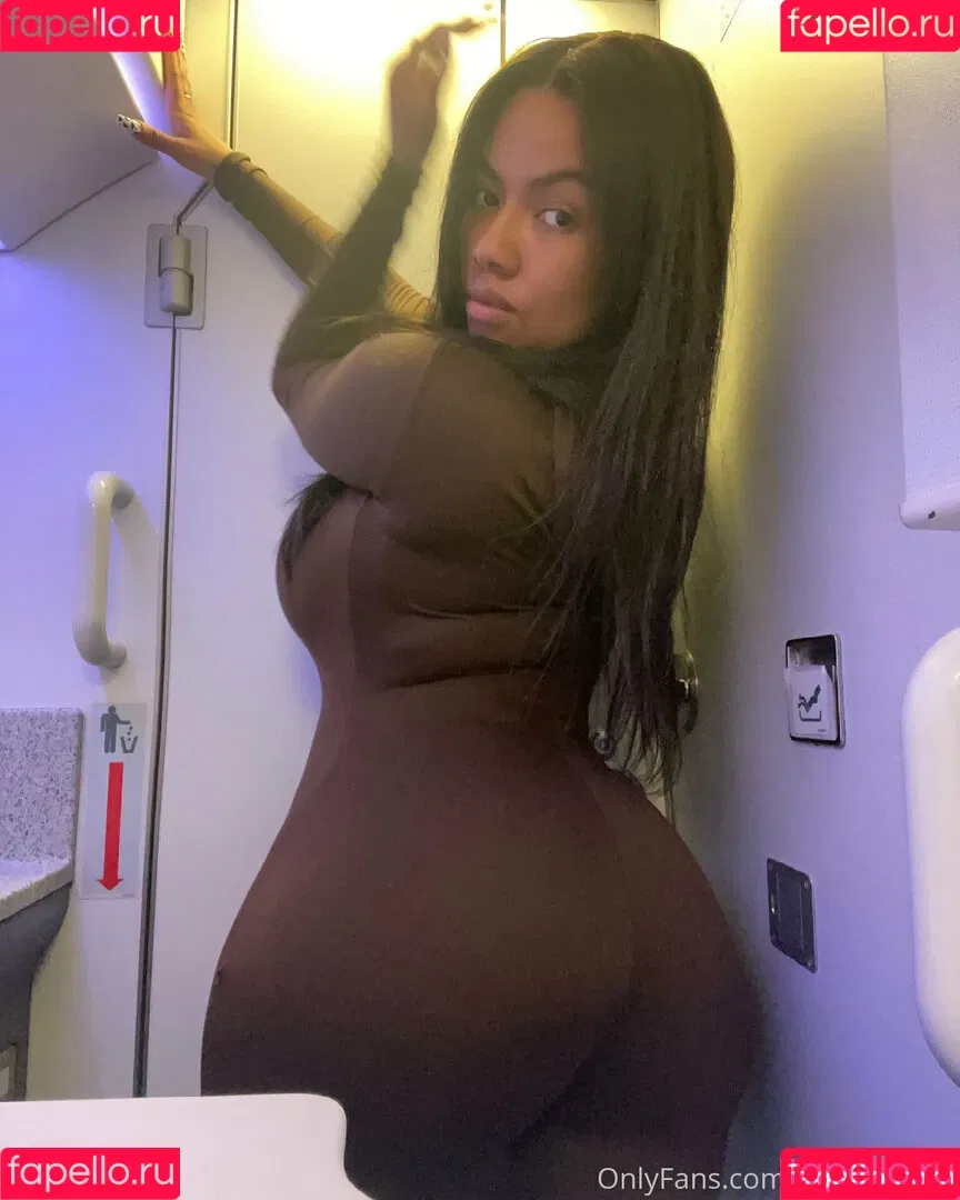 thelailalove Onlyfans Photo Gallery 