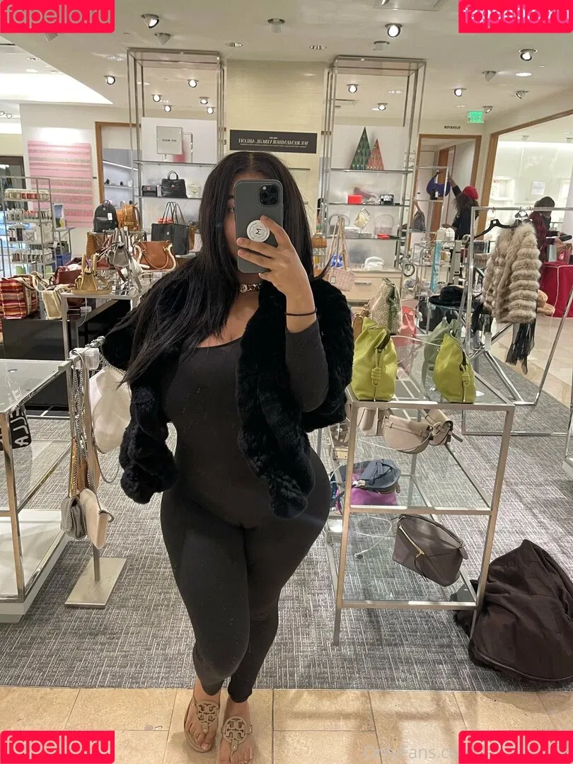 thelailalove Onlyfans Photo Gallery 