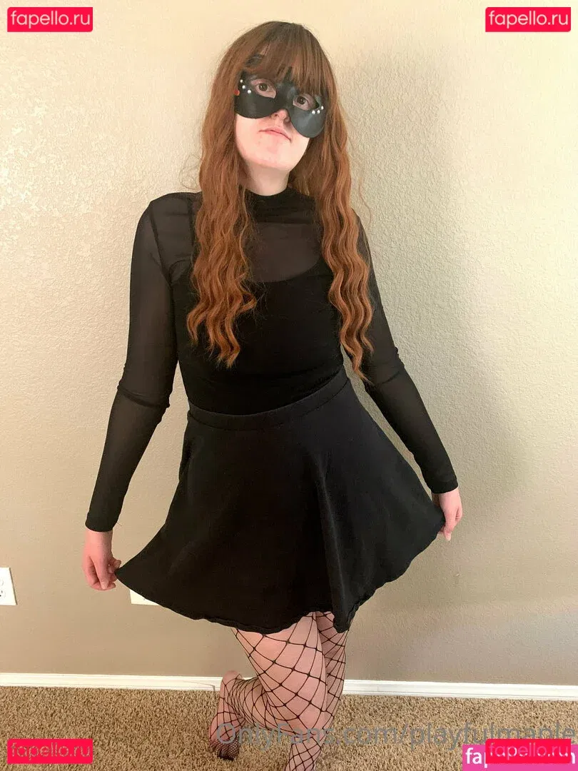 playfulmaple Onlyfans Photo Gallery 