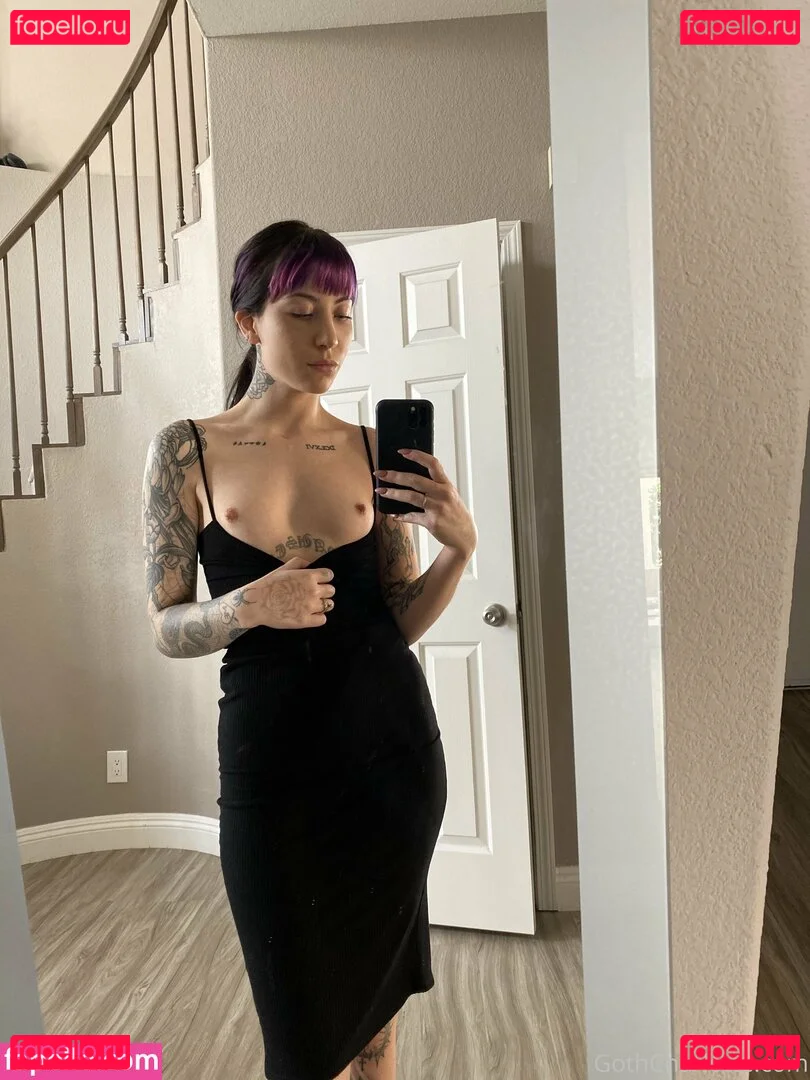 gothcharlotte Onlyfans Photo Gallery 