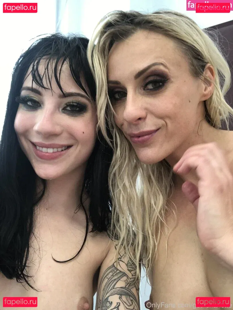 gothcharlotte Onlyfans Photo Gallery 