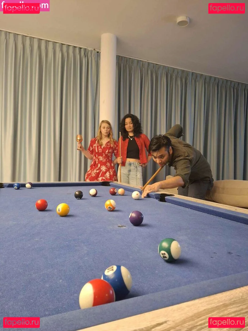 Sydney Poniewaz Onlyfans Photo Gallery 