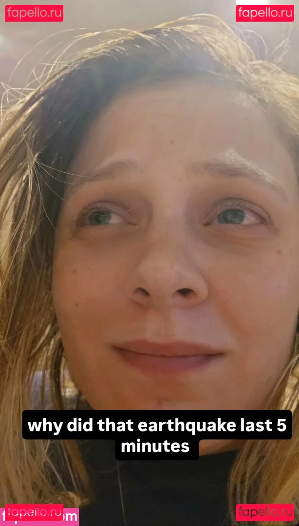 Sydney Poniewaz Onlyfans Photo Gallery 