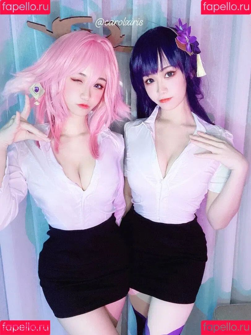 Carol X Iris Onlyfans Photo Gallery 