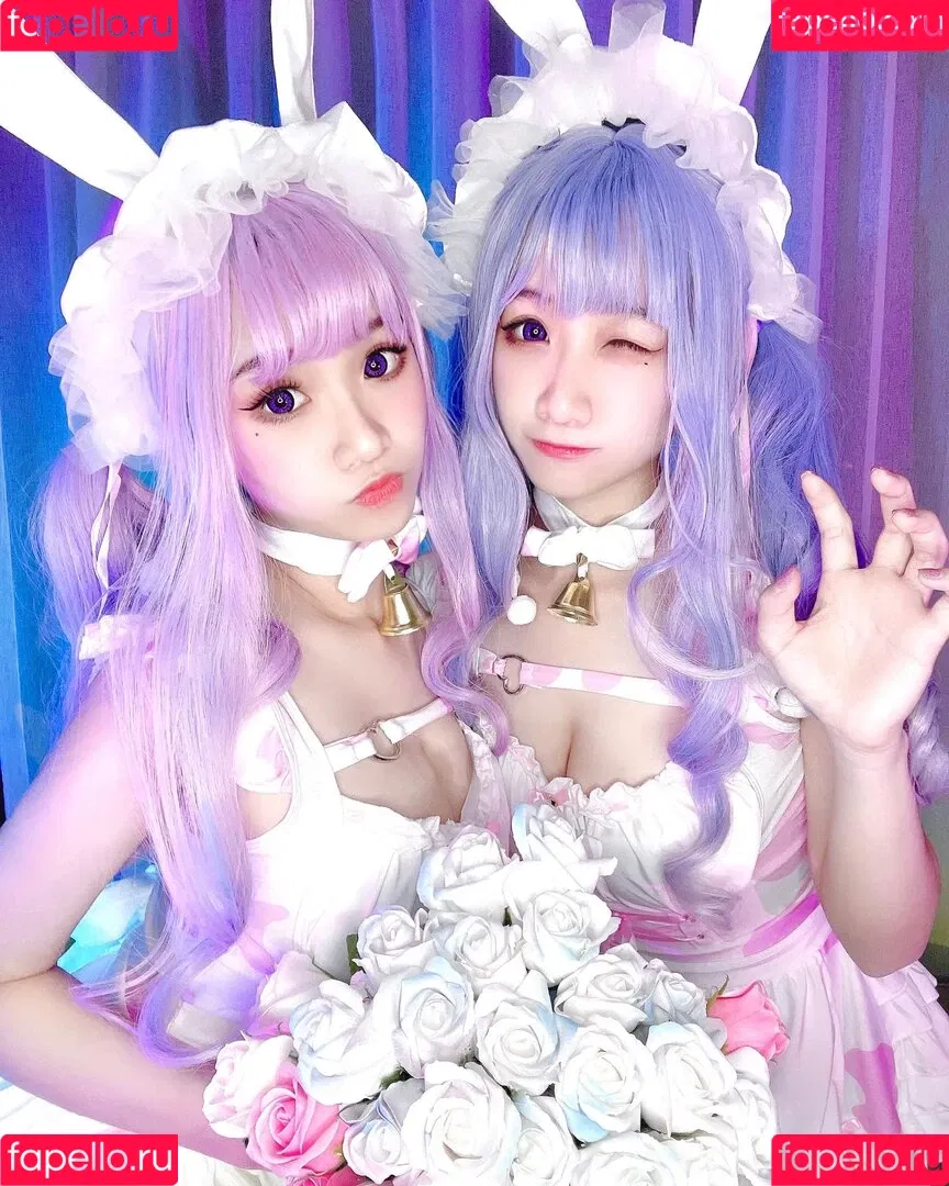 Carol X Iris Onlyfans Photo Gallery 