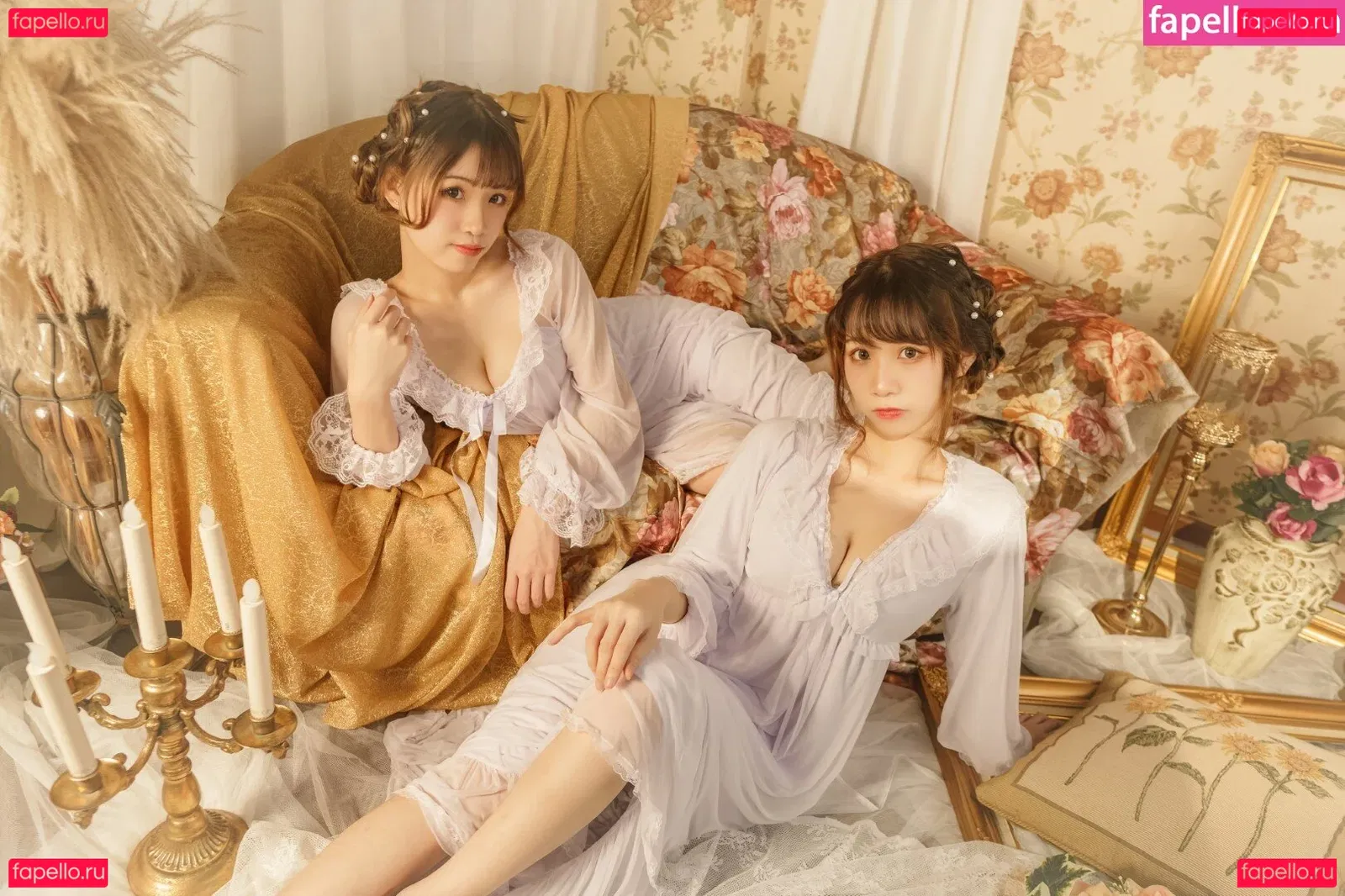 Carol X Iris Onlyfans Photo Gallery 