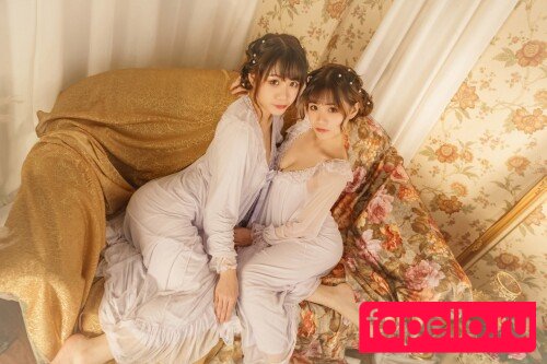 Carol X Iris Nude Onlyfans Photo 6
