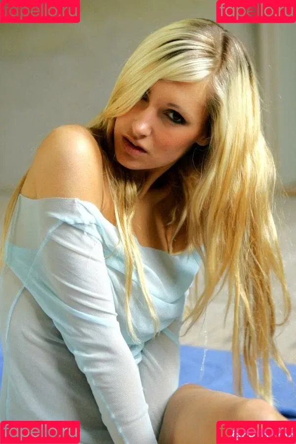 Corinna Daniela Roesch Onlyfans Photo Gallery 