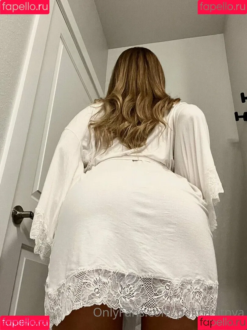 Polina Aura Onlyfans Photo Gallery 