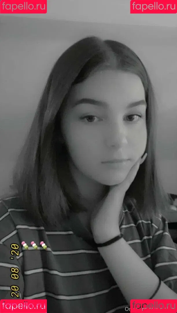 valya_ Onlyfans Photo Gallery 