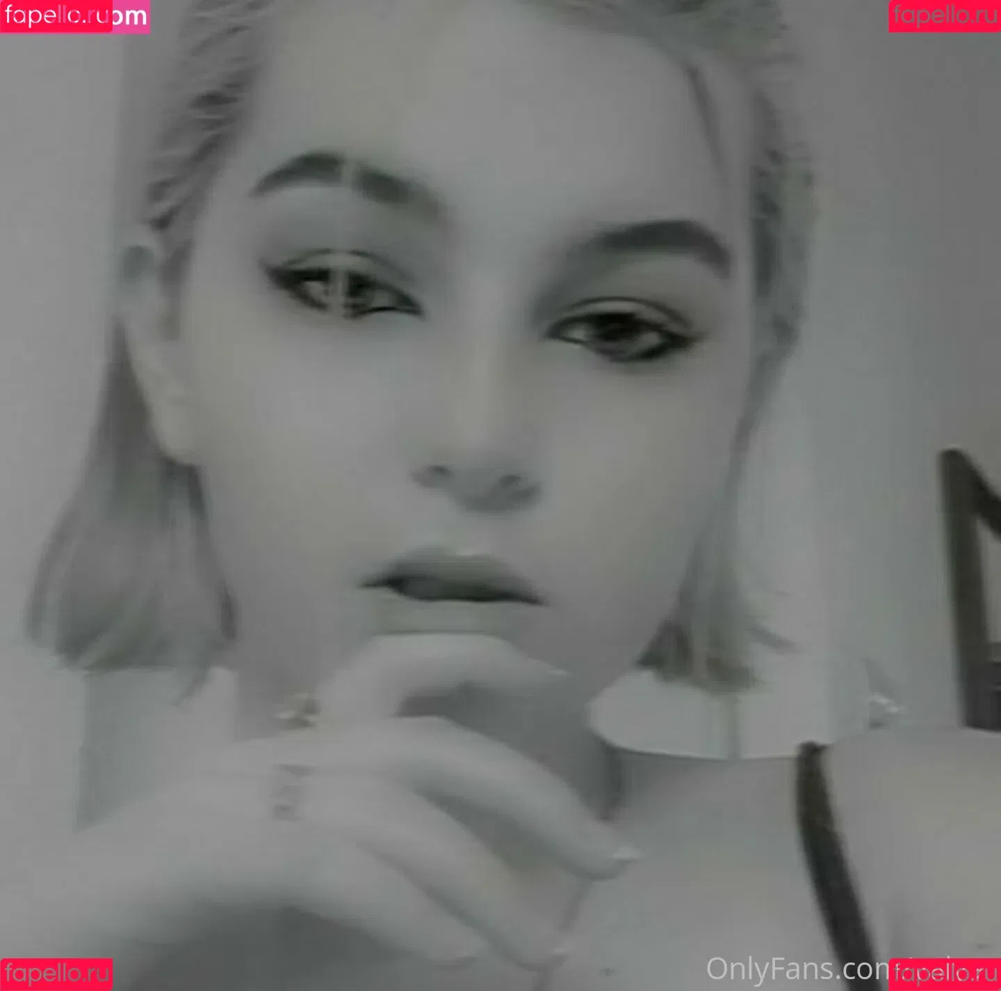 valya_ Onlyfans Photo Gallery 