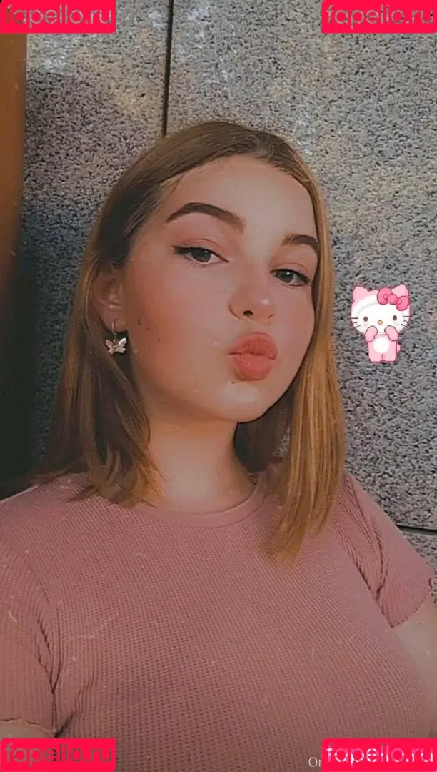 valya_ Onlyfans Photo Gallery 
