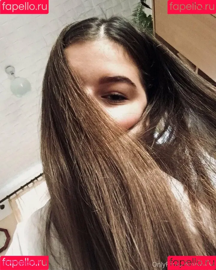 valya_ Onlyfans Photo Gallery 