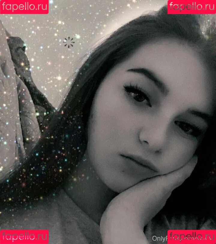valya_ Onlyfans Photo Gallery 