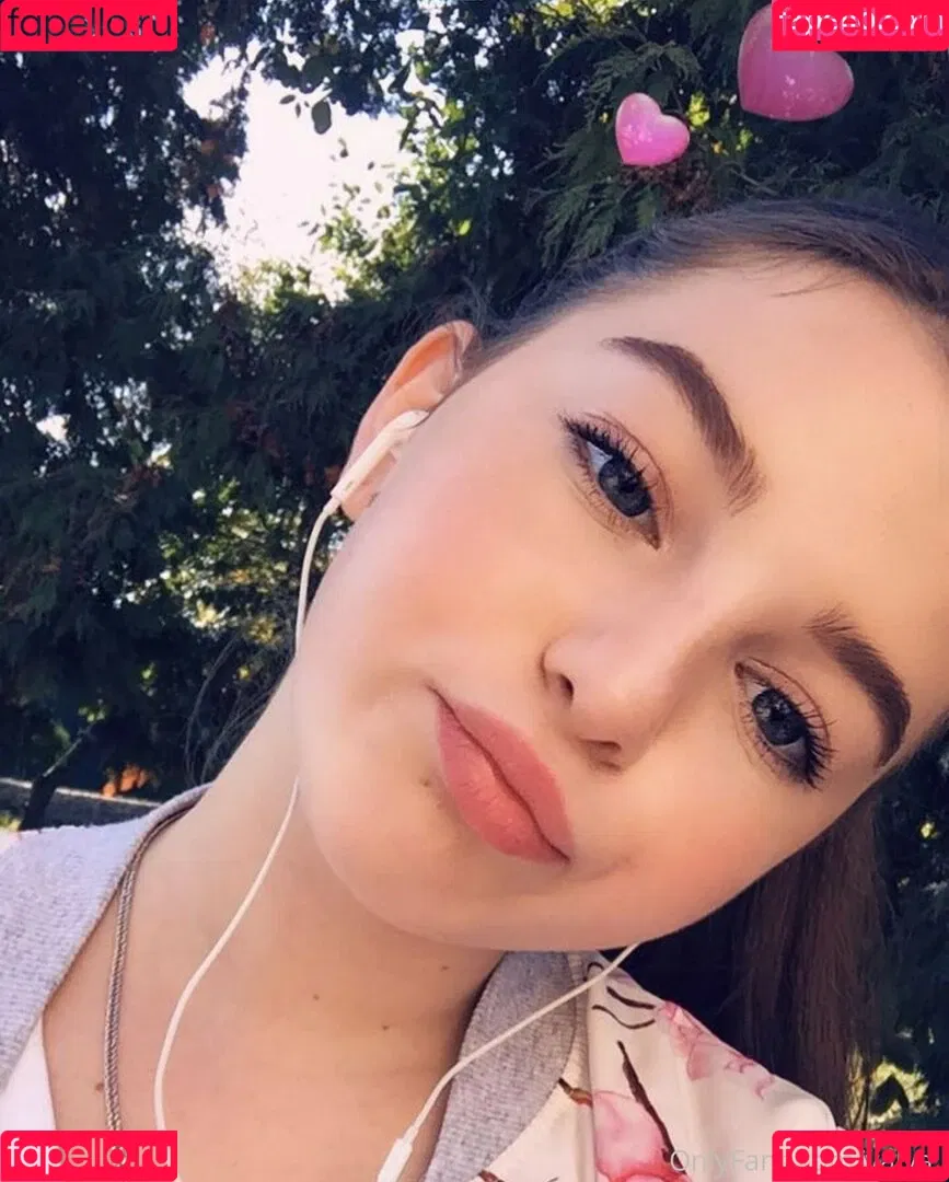 valya_ Onlyfans Photo Gallery 