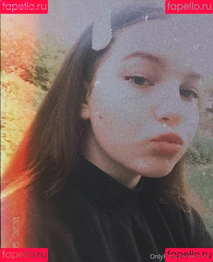 valya_ Onlyfans Photo Gallery 