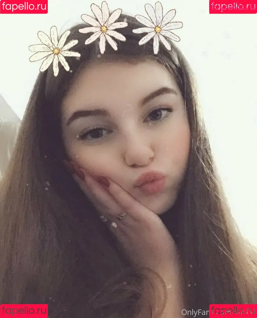 valya_ Onlyfans Photo Gallery 